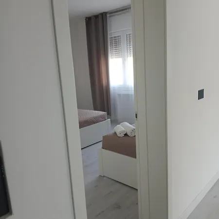 Rosalinda Apartamento *